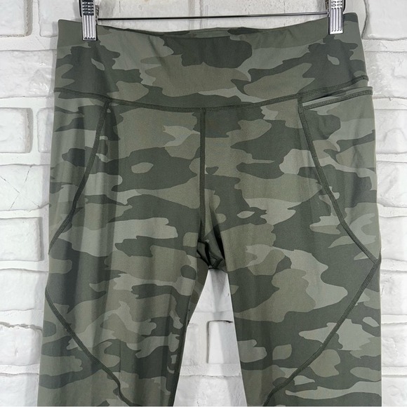 Sweaty Betty Power 7/8 Length Leggings Camo Size 12 - Picture 10 of 10